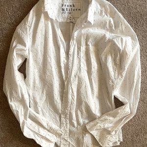 Frank & Eileen women’s medium white button down